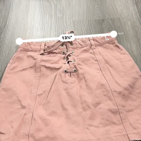 Forever21 Maeve Pink Lace Up Front Mini Skirt Size M - Picture 5 of 6